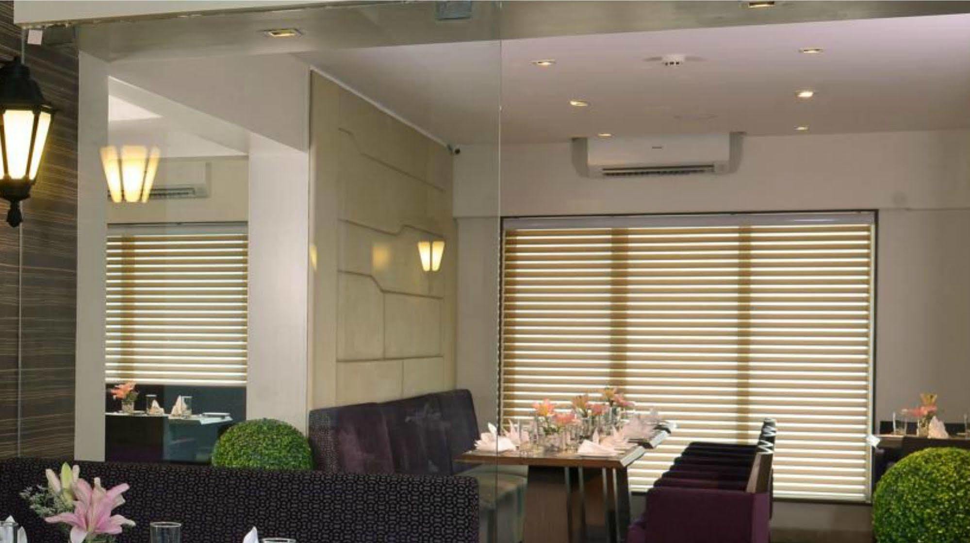 Residency Sarovar Portico Mumbai Luaran gambar